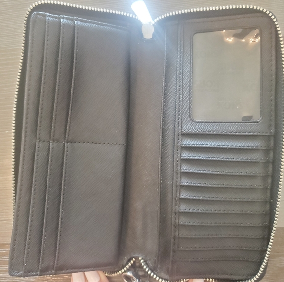 MICHAEL KORS Wallet/Wristlet - Pebbled Black - Picture 5 of 6